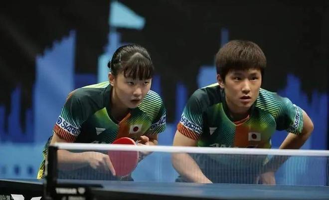 目背后的战 目背后的战