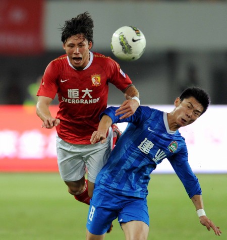 外线高举手 外线高举手