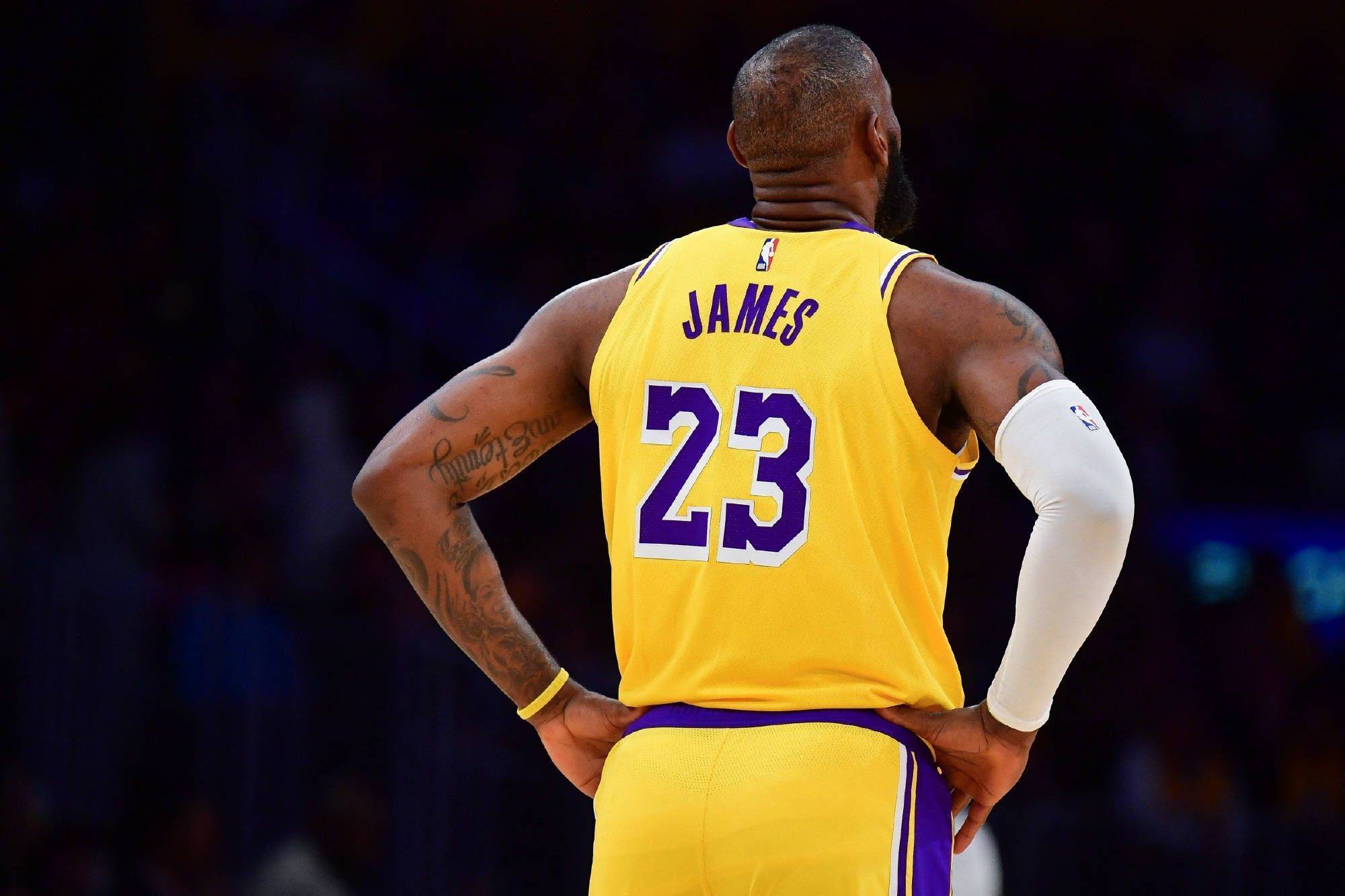 又兼顾伤病 又兼顾伤病